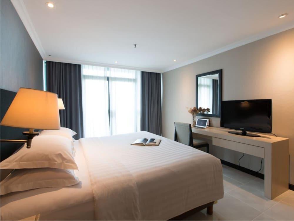 Kristal Hotel Jakarta Exterior photo