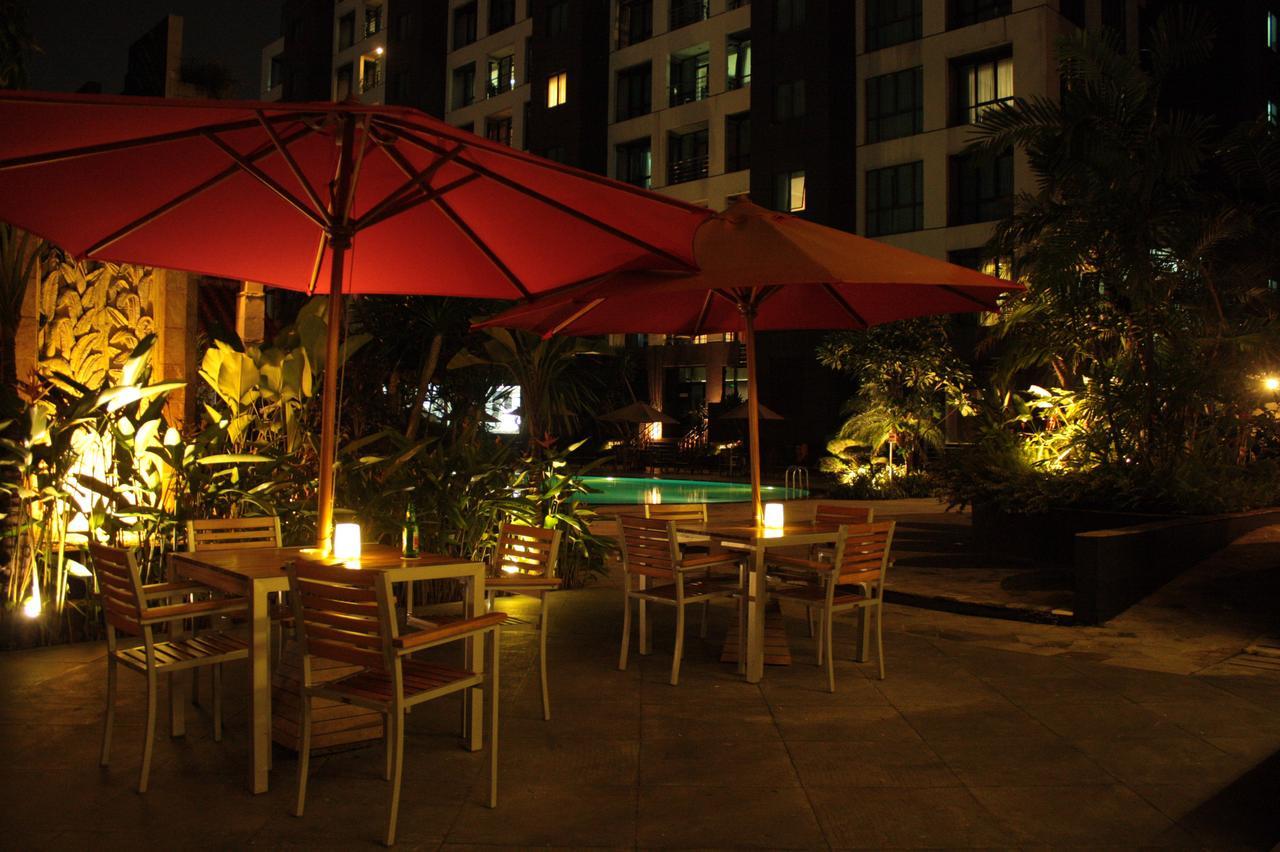 Kristal Hotel Jakarta Exterior photo